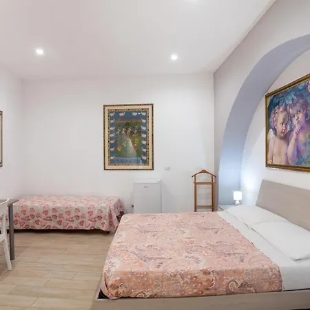 Apartment Il Cortile Degli Ulivi Stanza Margherita