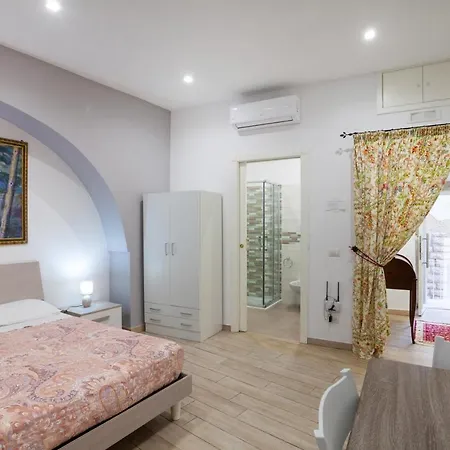 Il Cortile Degli Ulivi Stanza Margherita * Andria