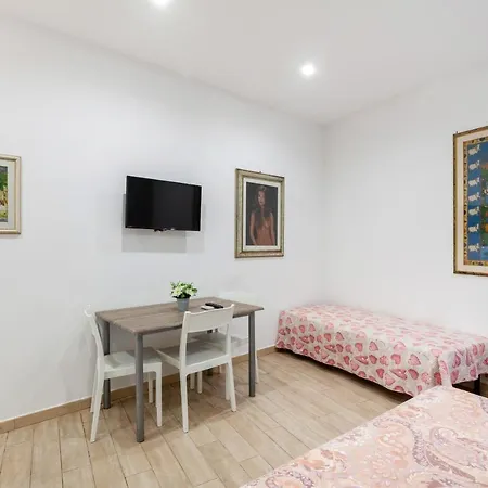 Il Cortile Degli Ulivi Stanza Margherita *